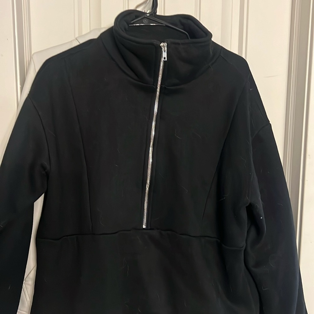 3/4 zip pull over